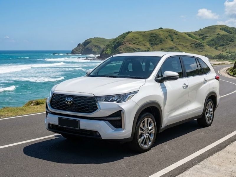 sewa mobil Toyota Innova Zenix lombok