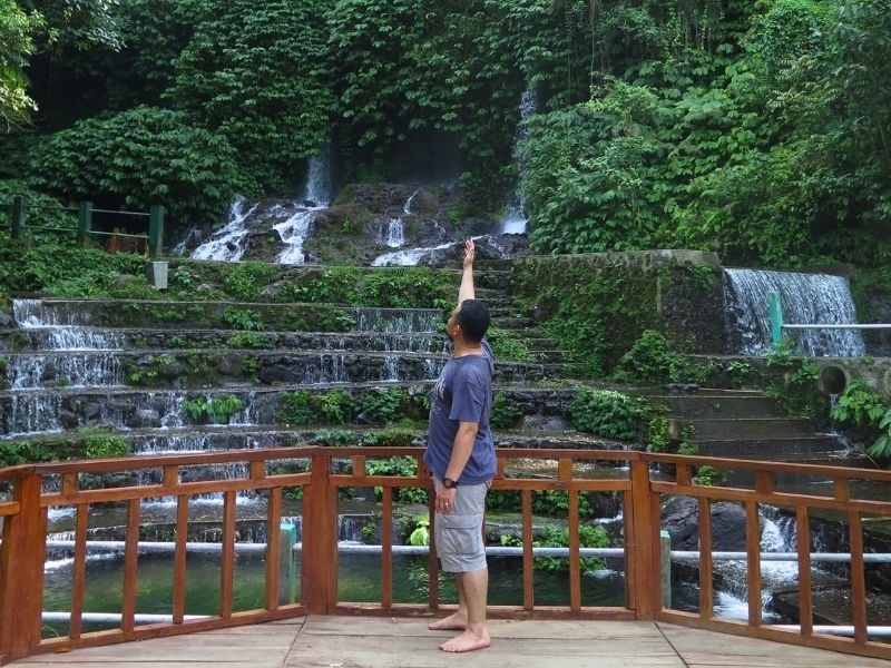 Wisata Air Terjun Benang Sekokel